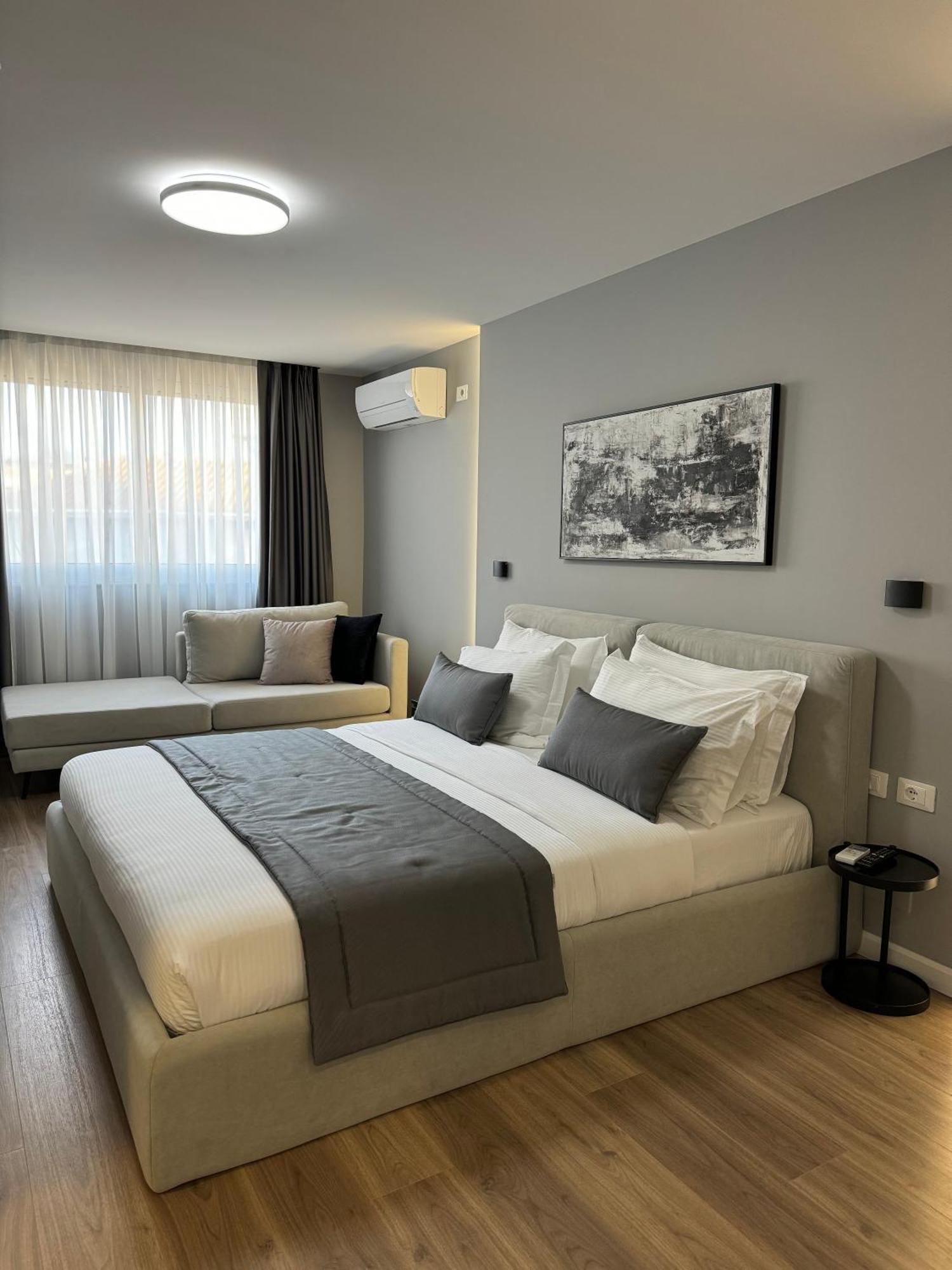 L'Hotel Tirana Exterior photo